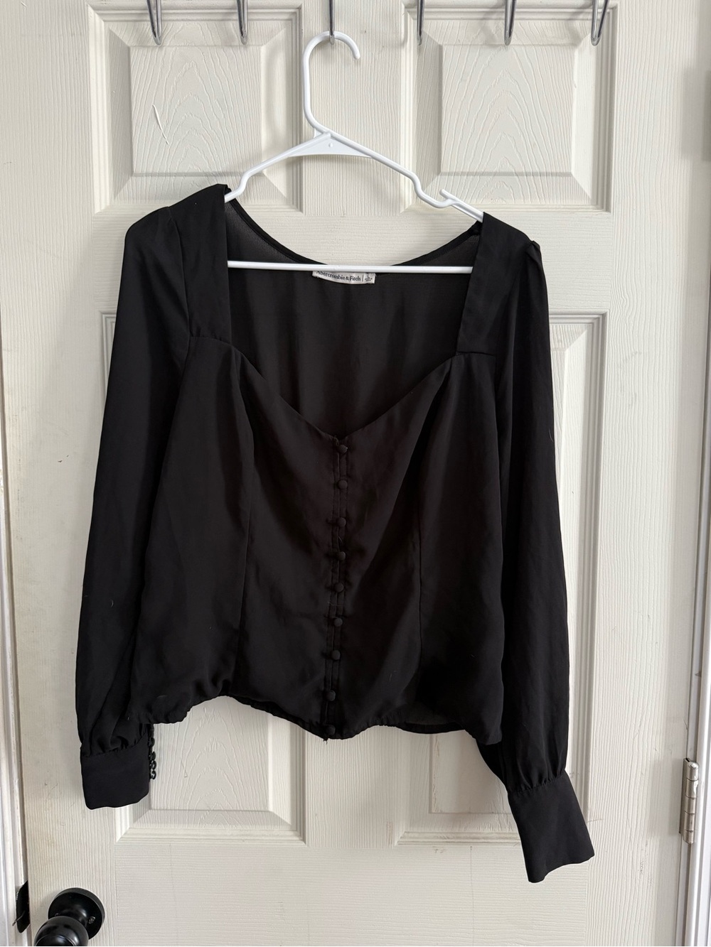 Abercrombie & Fitch Black Button-Front Long Sleeve Square Neck Blouse